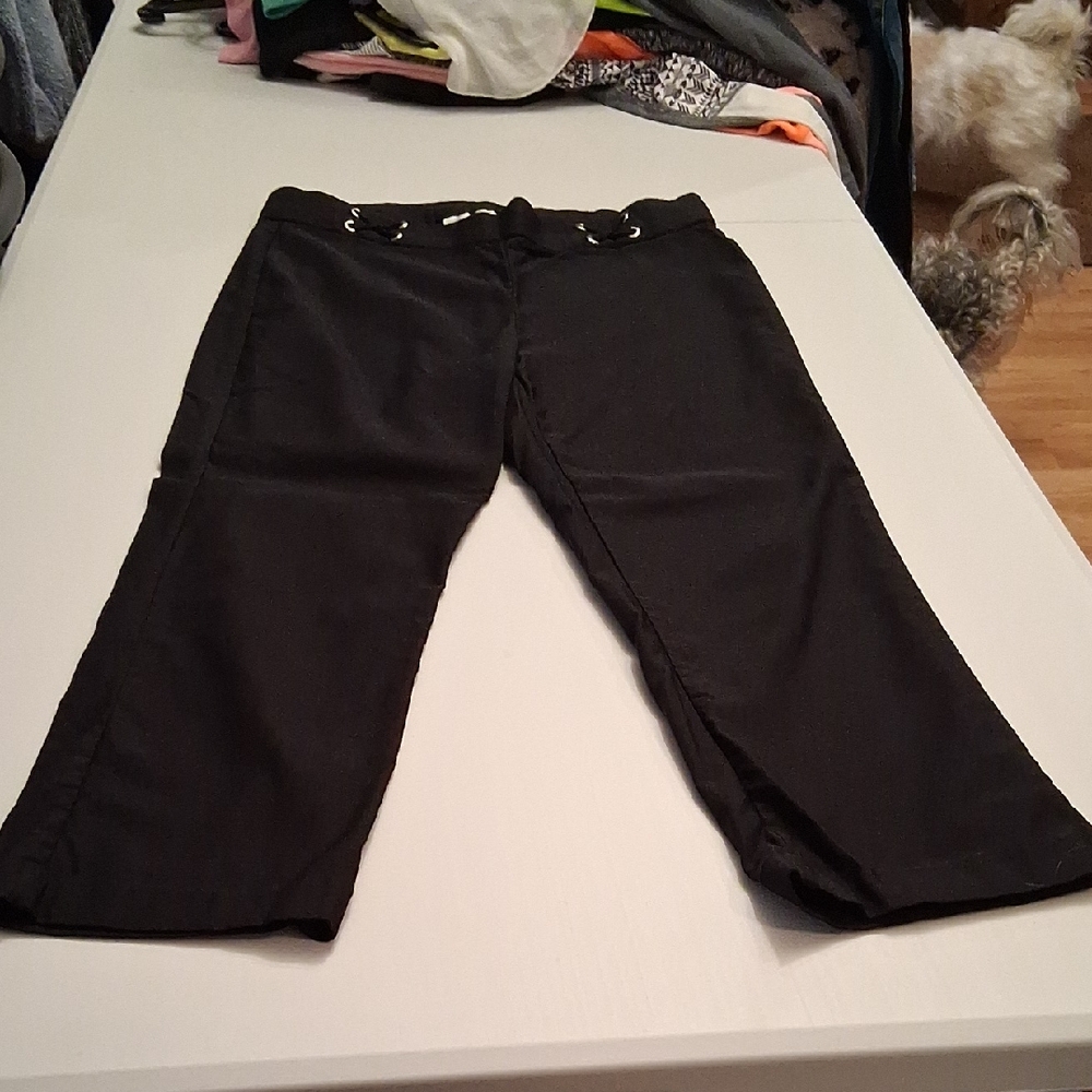 Rafaella Elegant Black Cropped Pants